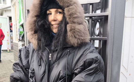 Чистый пуховик за 20 минут: как я избавилась от жирных пятен без разводов и машинной стирки