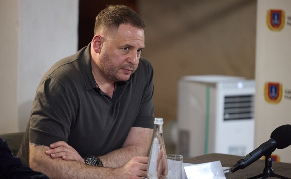 Ермак продолжает отвечать за кадровую политику на Украине, заявил эксперт Ермак продолжает отвечать за кадровую политику на Украине, заявил эксперт