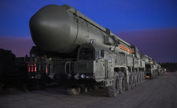 Через ядерную гонку Трамп хочет истощить резервы России, заявил эксперт Через ядерную гонку Трамп хочет истощить резервы России, заявил эксперт